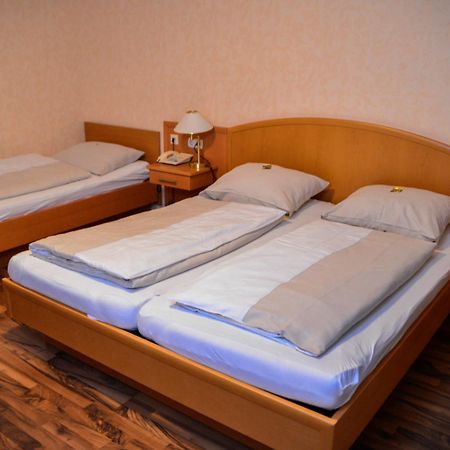 Flair Hotel Gruener Baum Донауешинген Екстер'єр фото