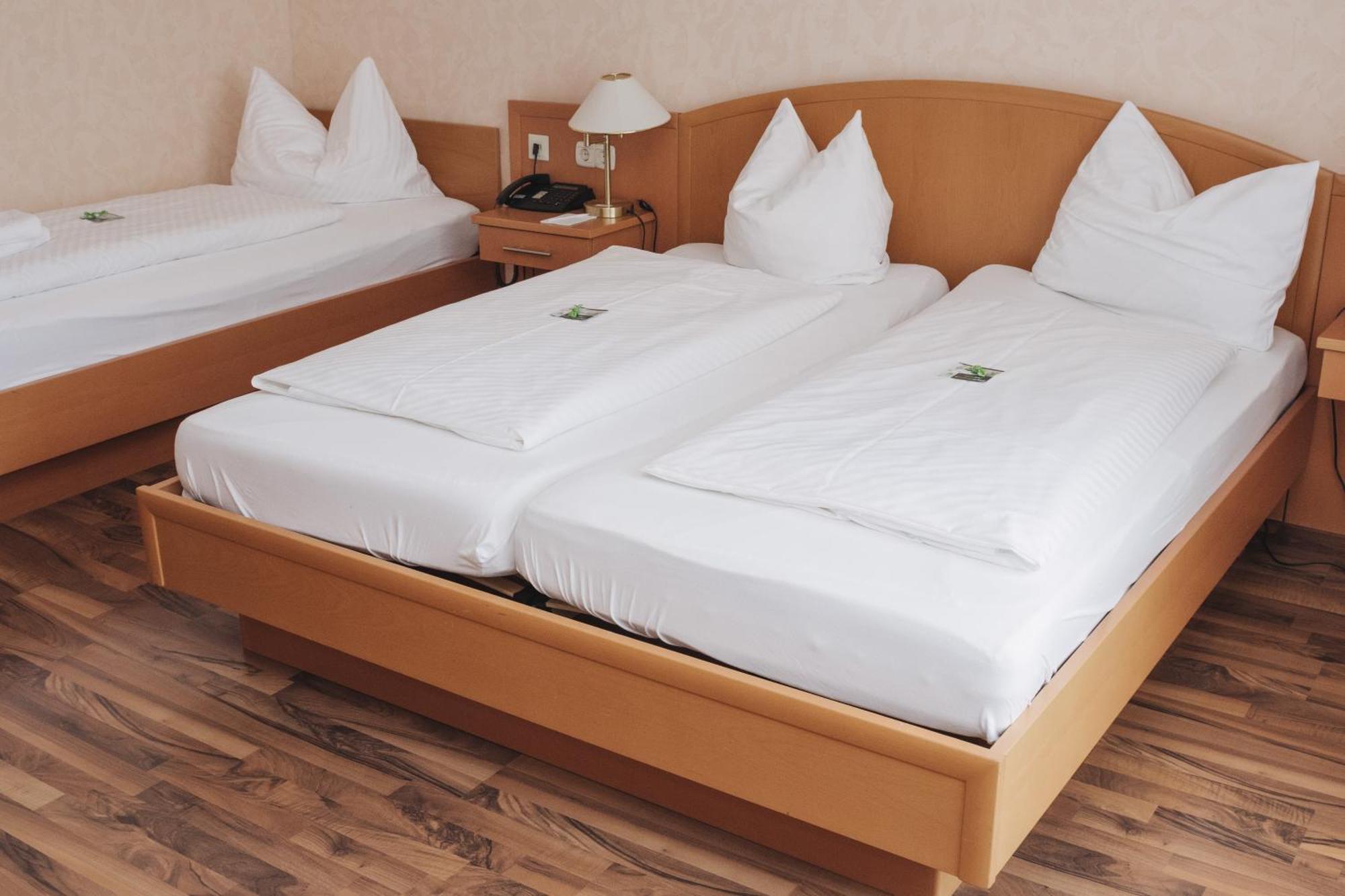 Flair Hotel Gruener Baum Донауешинген Екстер'єр фото