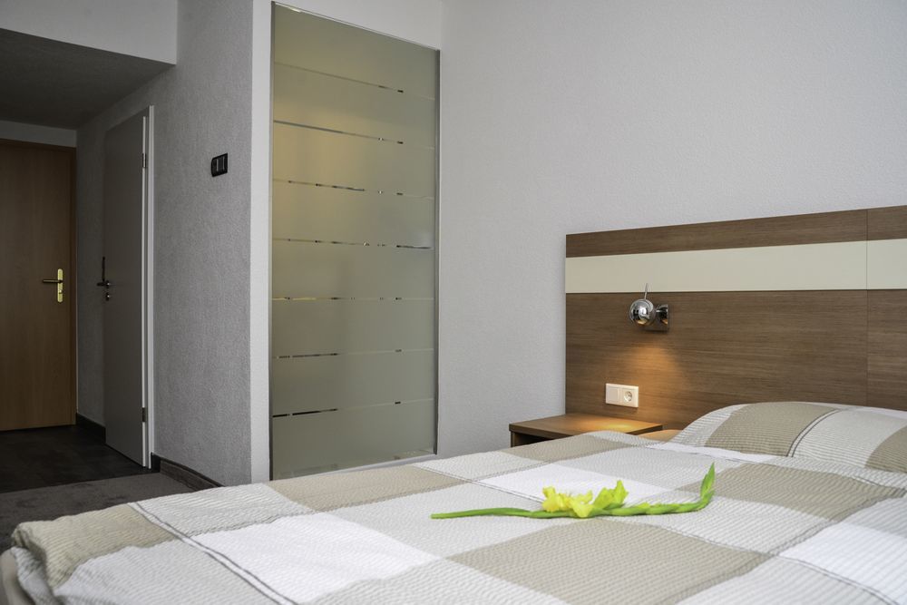 Flair Hotel Gruener Baum Донауешинген Екстер'єр фото