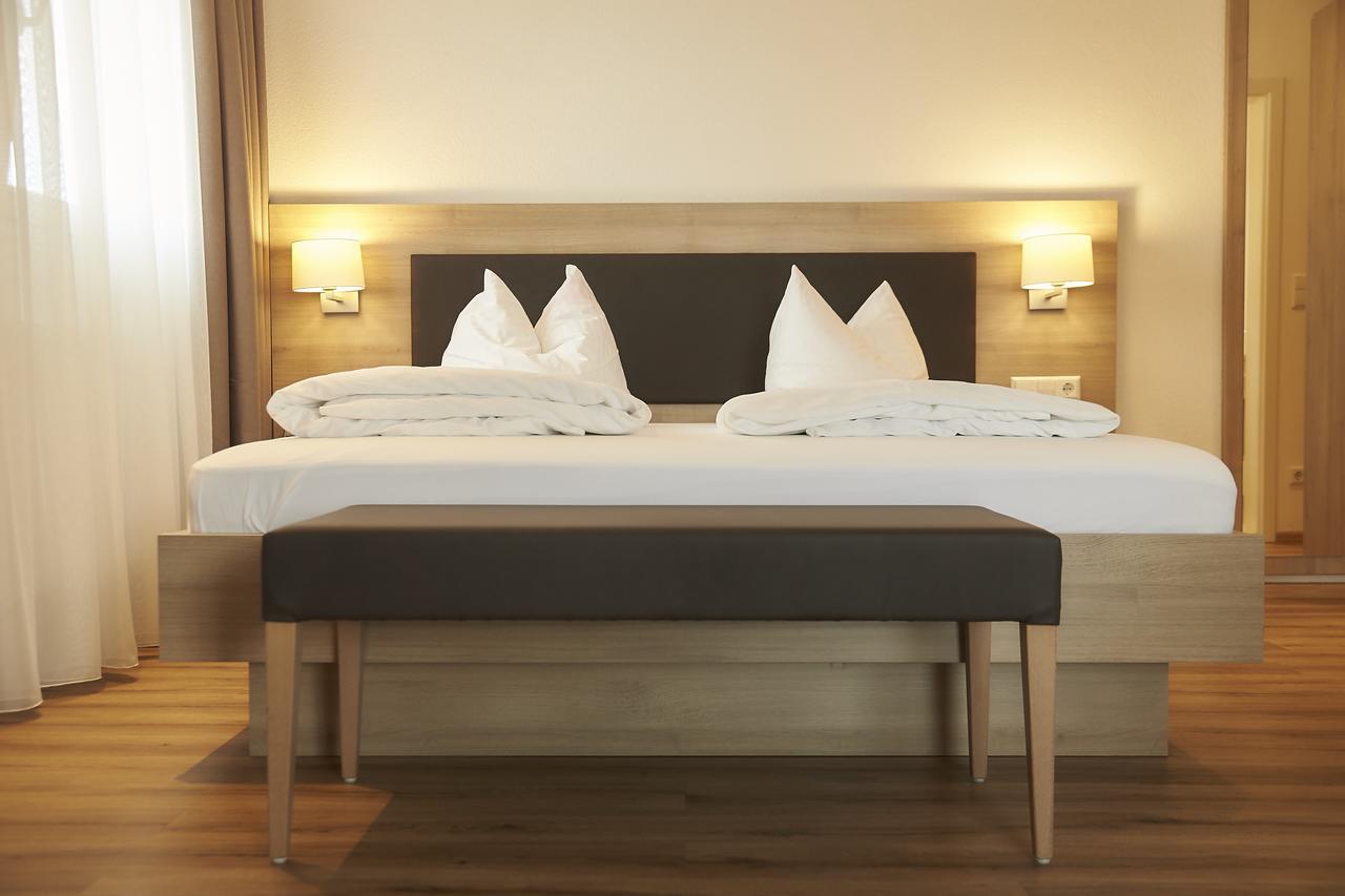 Flair Hotel Gruener Baum Донауешинген Екстер'єр фото