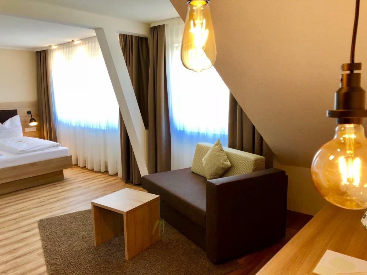 Flair Hotel Gruener Baum Донауешинген Екстер'єр фото